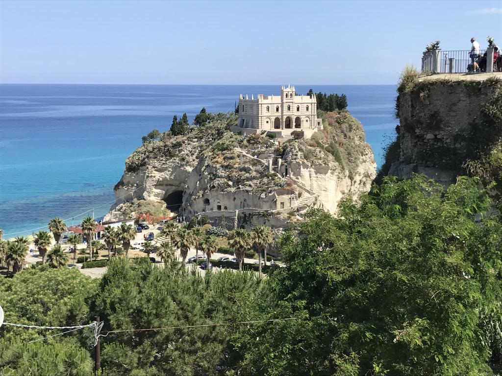 Rosy And Roby Bed and Breakfast Gasponi Εξωτερικό φωτογραφία