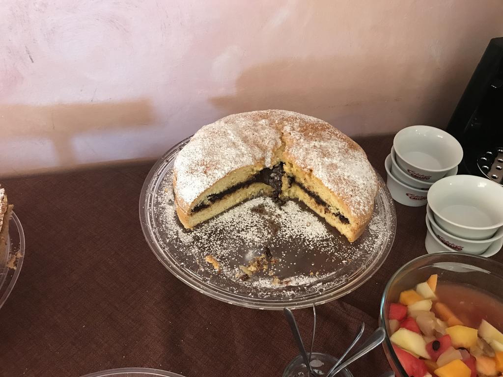 Rosy And Roby Bed and Breakfast Gasponi Εξωτερικό φωτογραφία